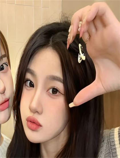 《小艾玛》动作设计解析：打斗场面与动作编排分析